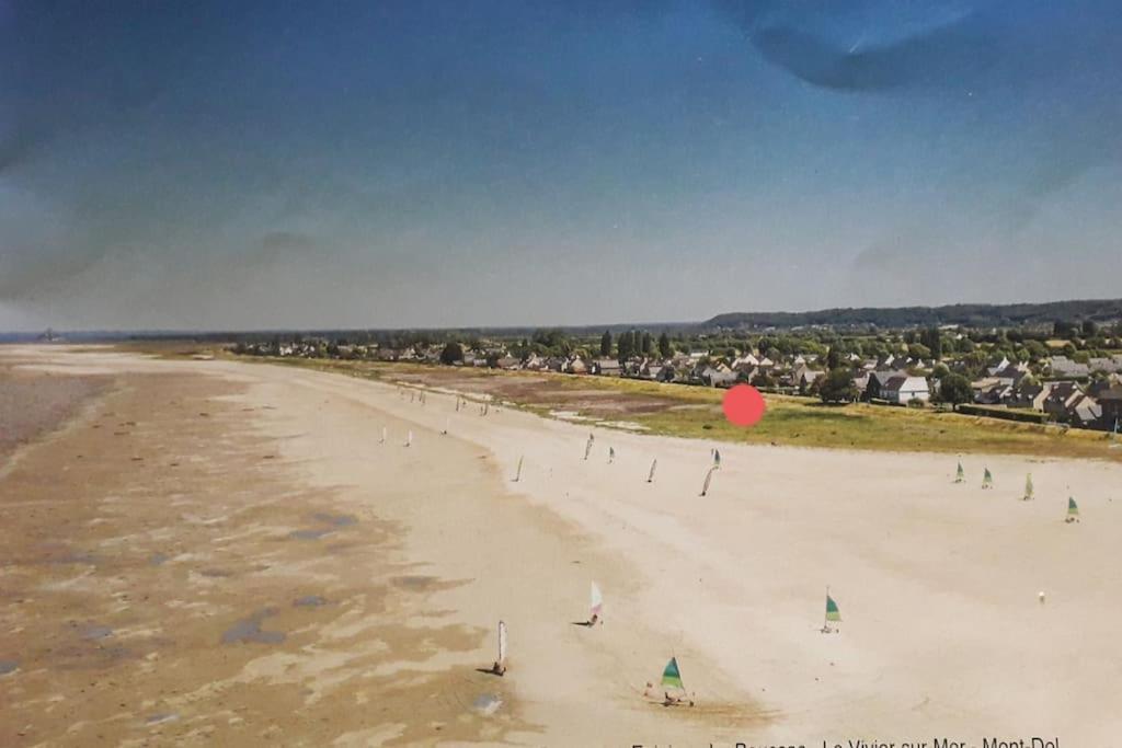 Vue Mer Pour Une Escale En Baie Du Mt-St-Michel Cherrueix Exteriér fotografie
