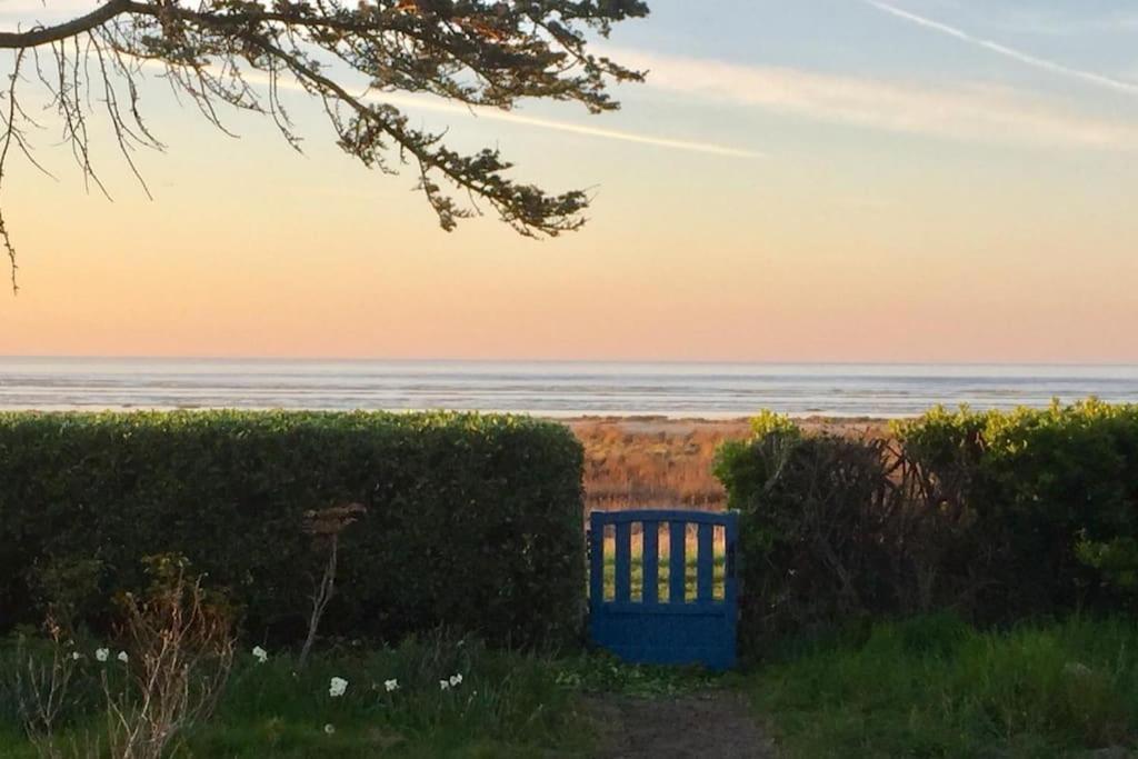 Vue Mer Pour Une Escale En Baie Du Mt-St-Michel Cherrueix Exteriér fotografie